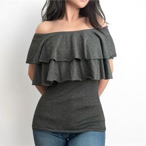 WOMEN'S VINTAGE OFF-SHOULDER LAYERED RUFFLE TRIM BLOUSE.